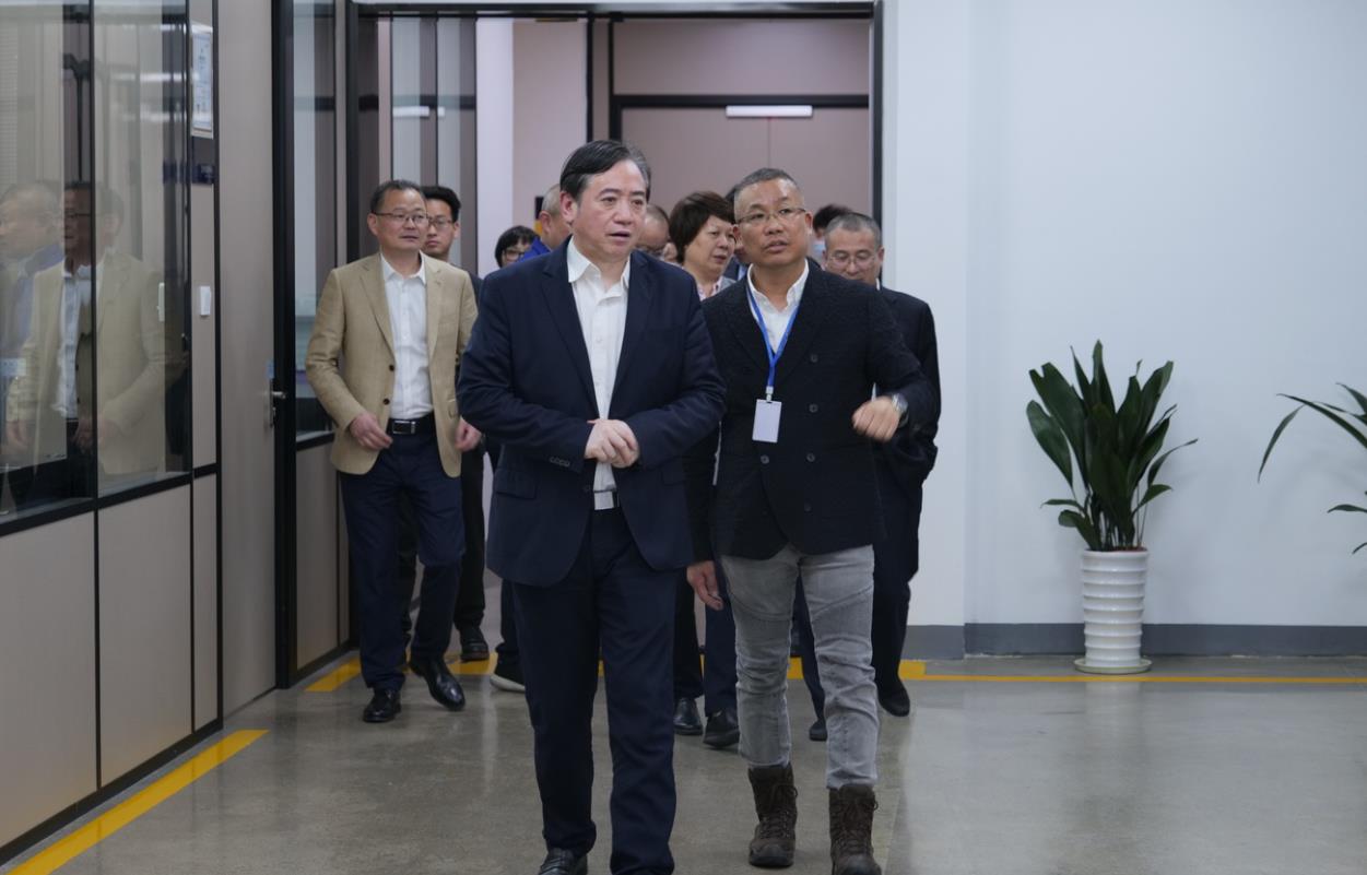 东升国际官网-钻营健全,你我一路成长